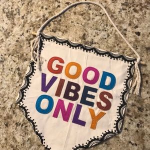 Good Vibes Only Pennant